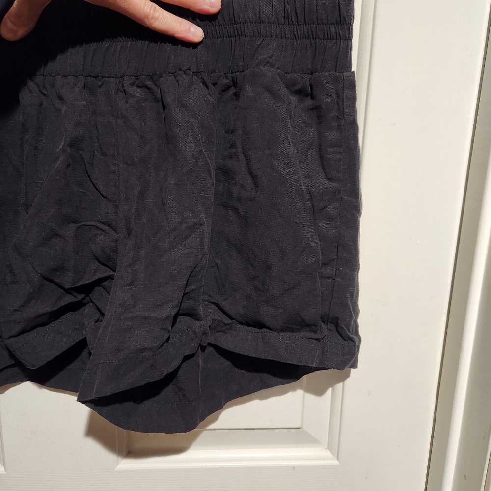 Hatch Under the Bump Maternity Black Linen Shorts Postpartum Medium - Picture 7 of 7